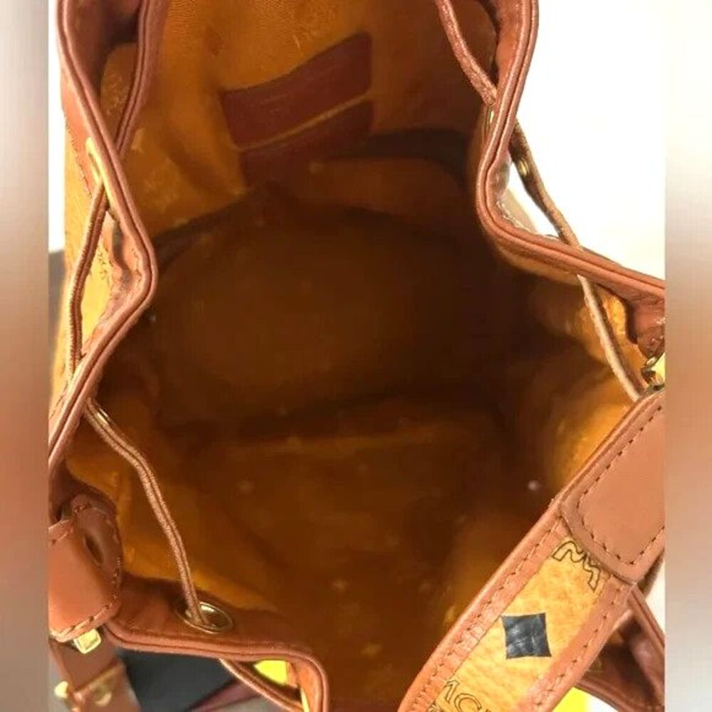 MCM Dessau Visetos Coated Canvas Drawstring Bucket Bag MINT $1,150 - Picture 5 of 7